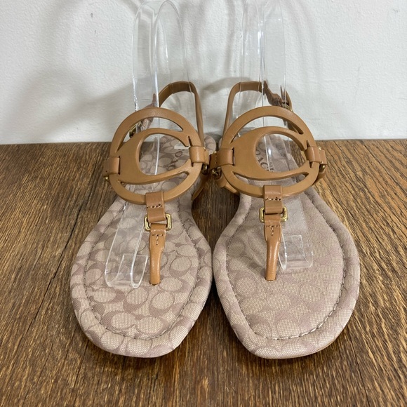 Coach Shoes Coach Jeri Logo Leather Thong Sandal Womens Size 6b